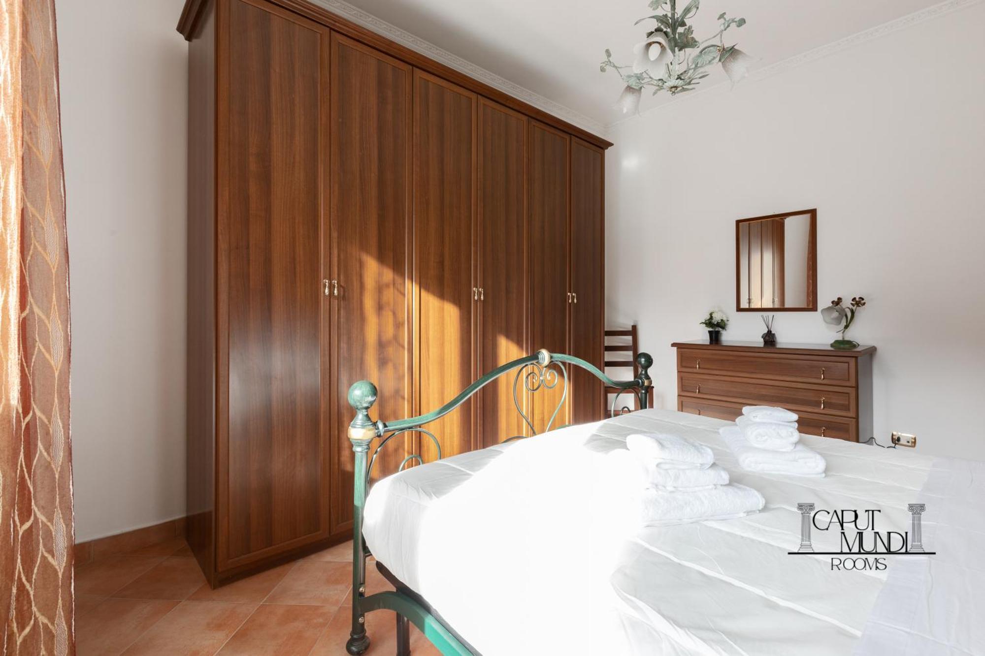 Caput Mundi Rooms - 100Mt To Metro A, Terrace, A-C, 15 Min To Center Roma Esterno foto