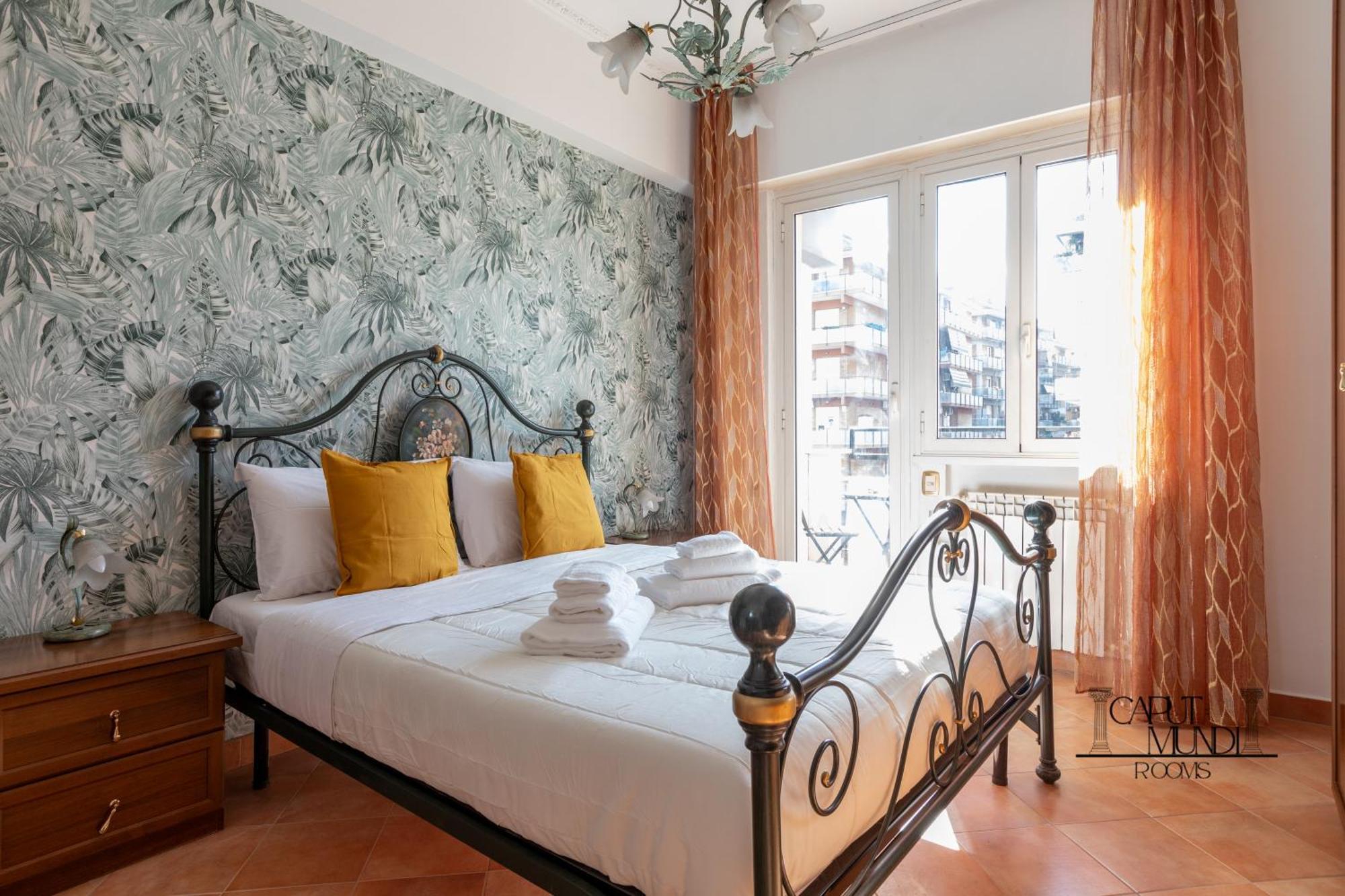 Caput Mundi Rooms - 100Mt To Metro A, Terrace, A-C, 15 Min To Center Roma Esterno foto
